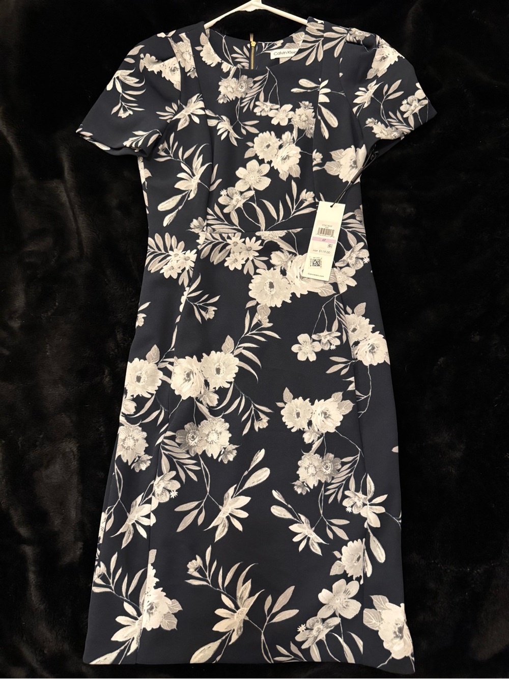 Calvin Klein Women's Navy Floral Sheath Dress - White Floral Print